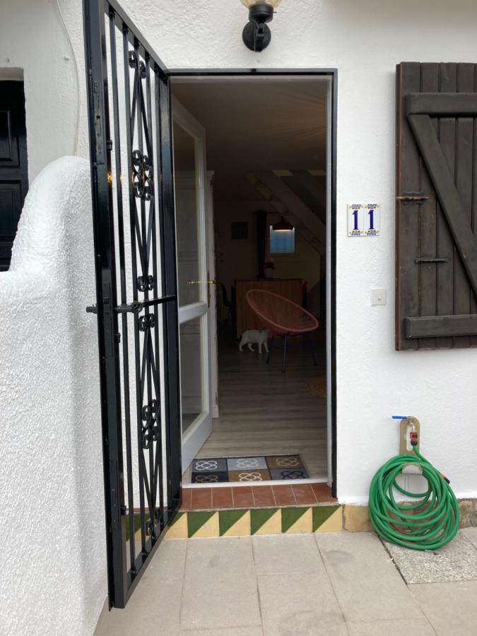 אמפוריבראבה Charmante Maison Coeur De Ville 650M Plage מראה חיצוני תמונה